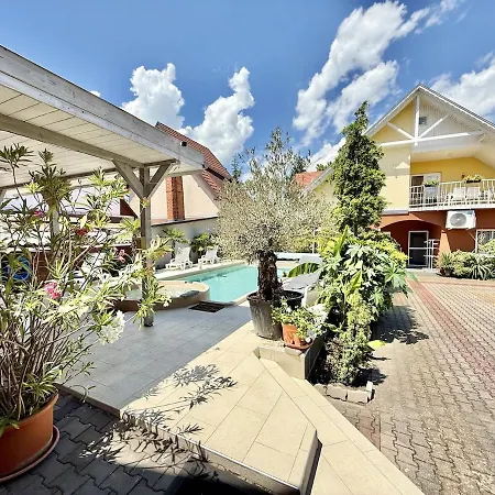 Lelle Udvar 3 Private Jacuzzi Ac Free Parking Balatonlelle