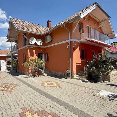 Lelle Udvar 3 Private Jacuzzi Ac Free Parking Διαμέρισμα Balatonlelle