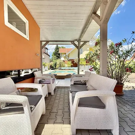 Διαμέρισμα Lelle Udvar 3 Private Jacuzzi Ac Free Parking